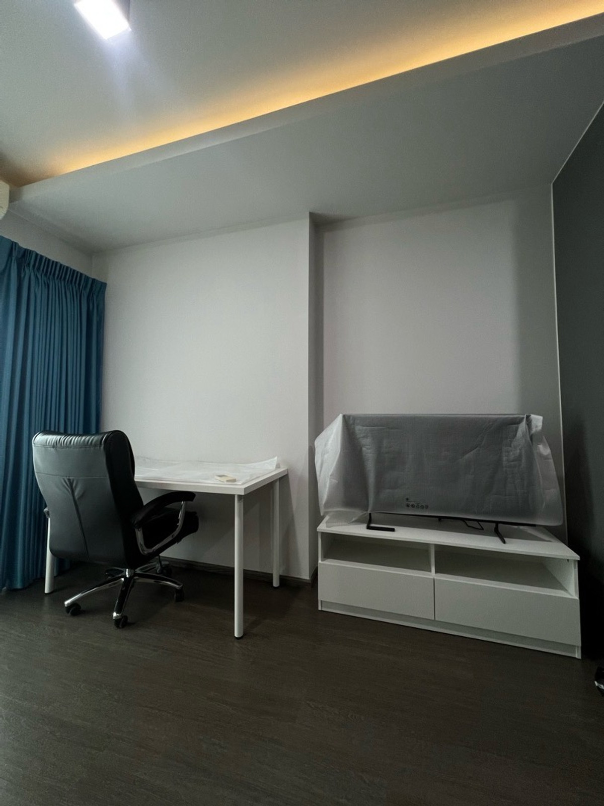 For RentCondoOnnut, Udomsuk : For rent, new room, Ideo S93, beautiful room, very wide balcony, same floor as swimming pool, 30 meters, BTS Bang Chak