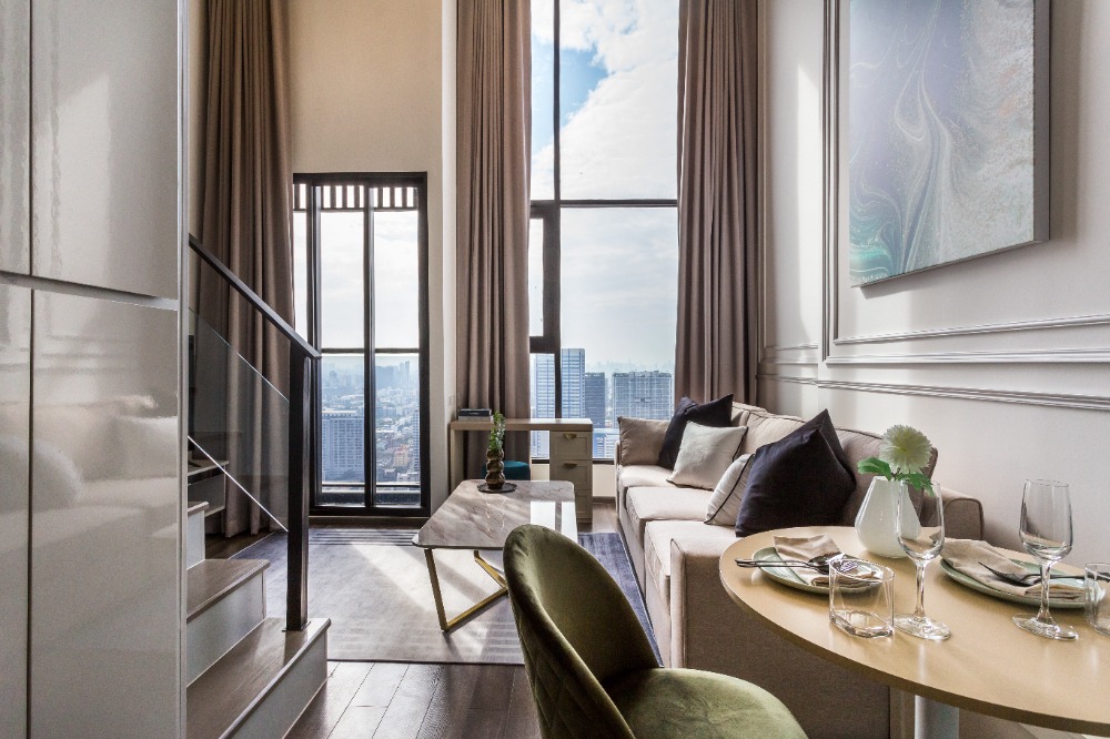 For RentCondoKasetsart, Ratchayothin : 🔥For urgent rent🔥 Knightsbridge Space Ratchayothin, high ceiling room, ready to move in, complete electrical appliances and furniture, near BTS Phahon Yothin 24