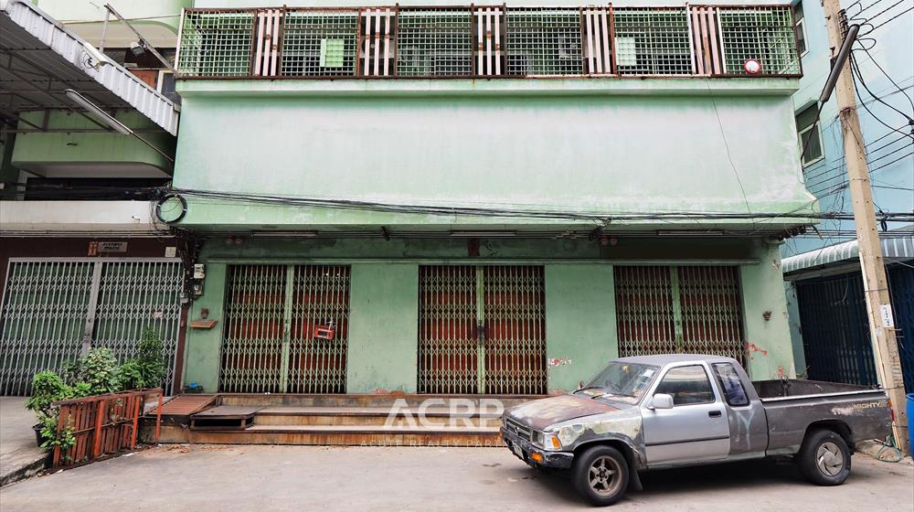 For SaleShop HouseRama3 (Riverside),Satupadit : Shophouse for sale 3 units connect on RAMA 3 rd. Close to expressway and easy access to Sathorn rd.