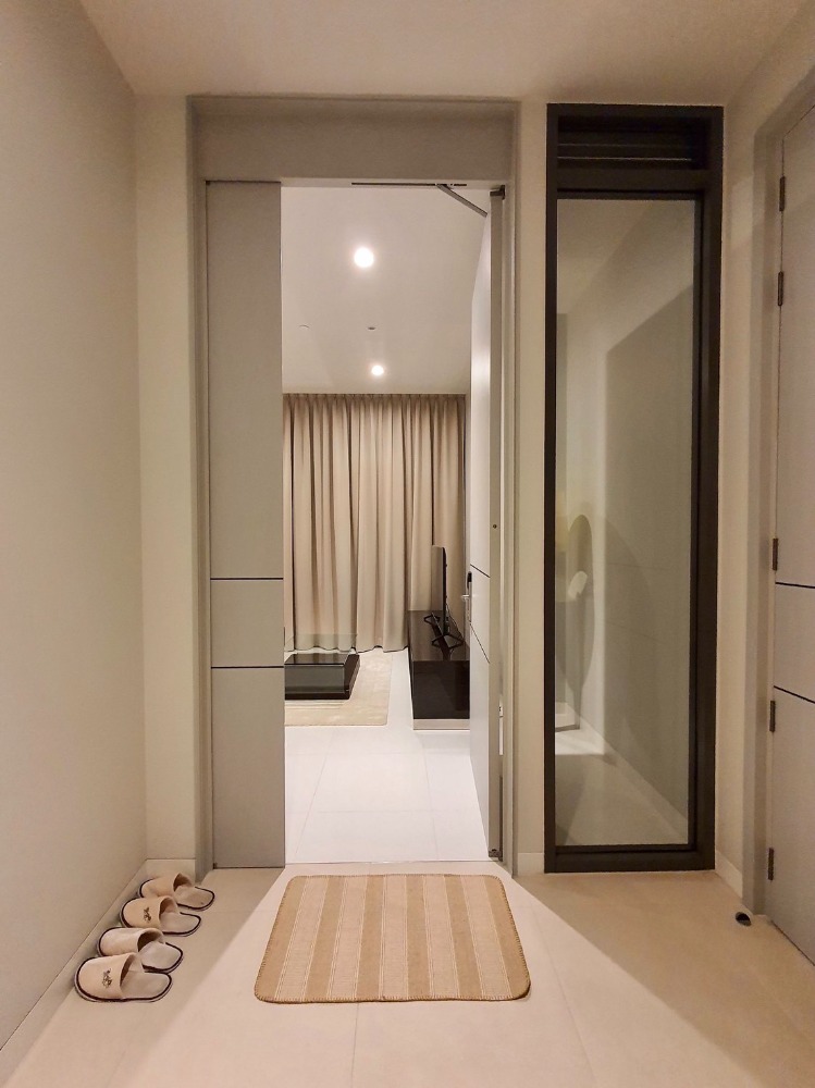 For RentCondoSukhumvit, Asoke, Thonglor : For Rent Vittorio Sukhumvit39 2Bed 2Bath 102sqm 100k/month Good location close to BTS Phromphong