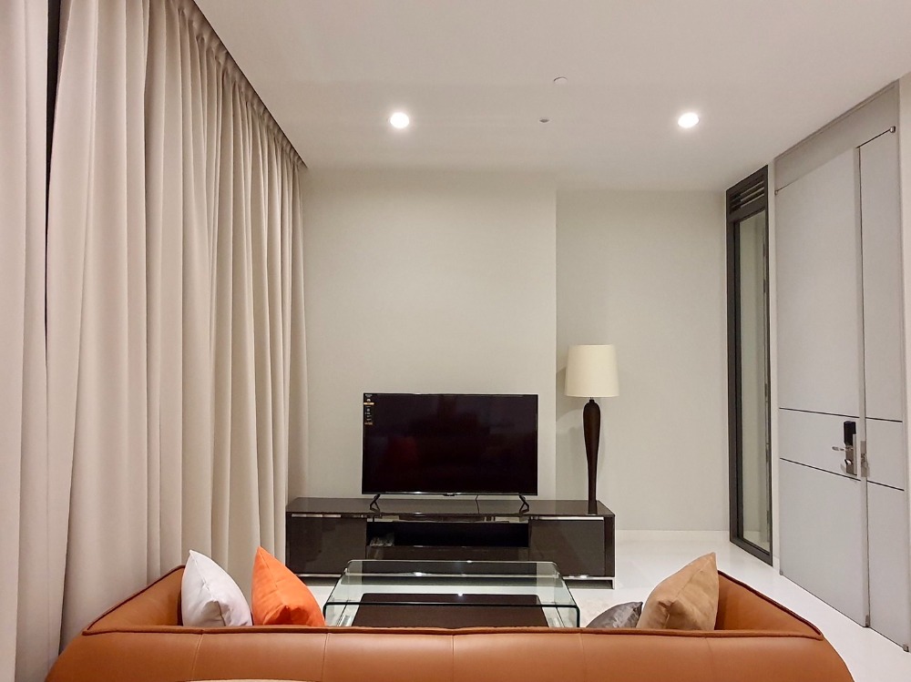 For RentCondoSukhumvit, Asoke, Thonglor : For Rent Vittorio Sukhumvit39 2Bed 2Bath 102sqm 100k/month Good location close to BTS Phromphong