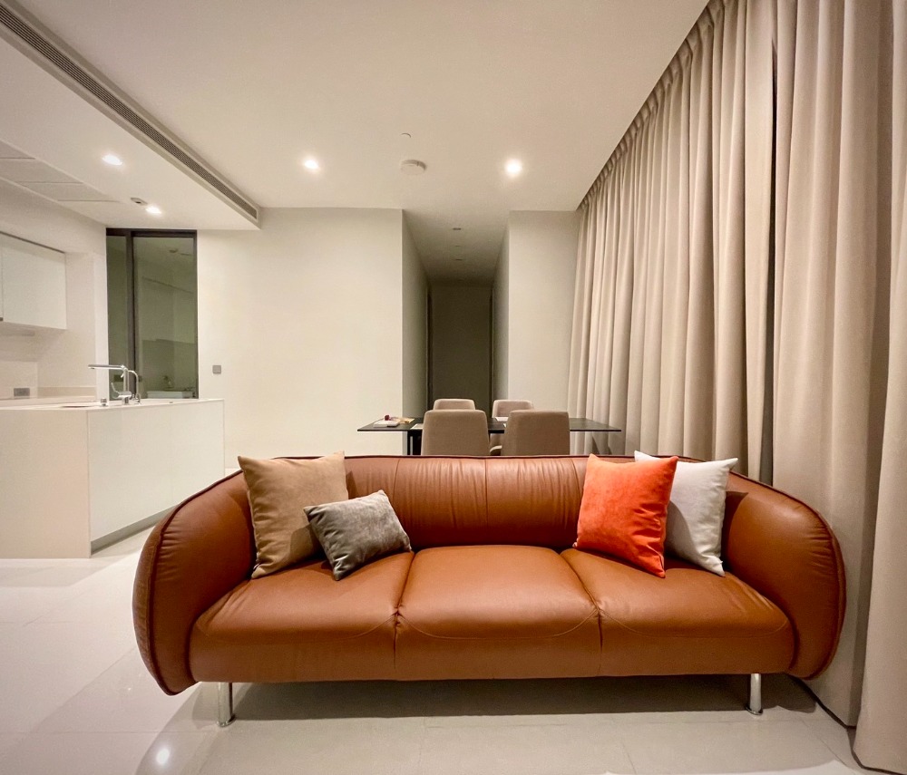 For RentCondoSukhumvit, Asoke, Thonglor : For Rent Vittorio Sukhumvit39 2Bed 2Bath 102sqm 100k/month Good location close to BTS Phromphong