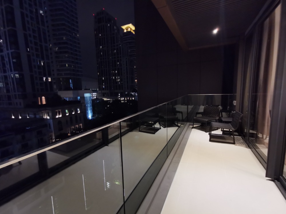 For RentCondoSukhumvit, Asoke, Thonglor : For Rent Vittorio Sukhumvit39 2Bed 2Bath 102sqm 100k/month Good location close to BTS Phromphong