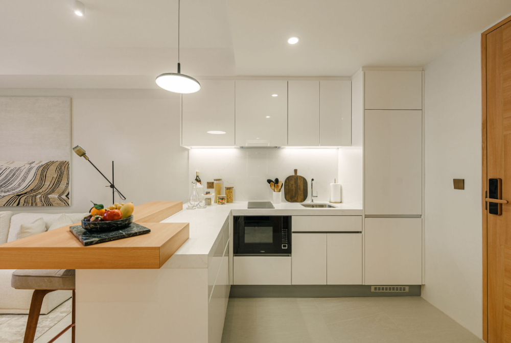 ขายคอนโดภูเก็ต : ขายคอนโดใหม่ ใกล้ Laguna หาดบางเทา, ภูเก็ต ส่วนกลางใหญ่มาก เลี้ยงสัตว์ได้