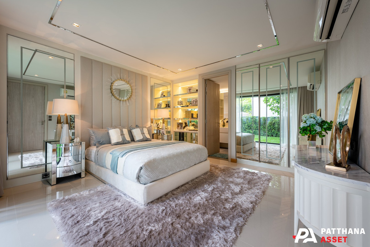 ให้เช่าบ้านพระราม 9 เพชรบุรีตัดใหม่ RCA : House For Rent  4 Bedroom 5 Bathroom 3 Parking 400 Sq.m Rama 9 - Ratchada - Huai khwang