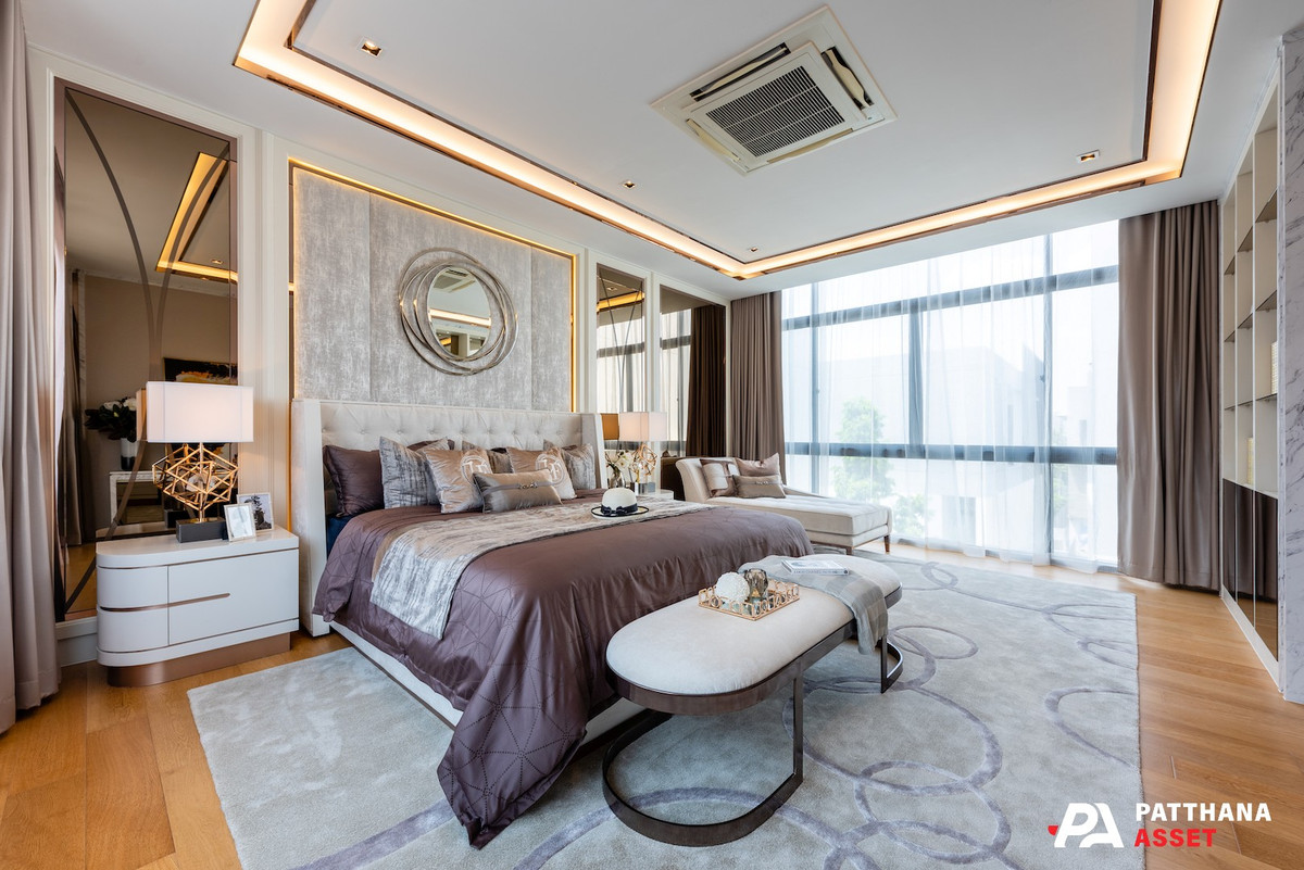 ให้เช่าบ้านพระราม 9 เพชรบุรีตัดใหม่ RCA : House For Rent  4 Bedroom 5 Bathroom 3 Parking 400 Sq.m Rama 9 - Ratchada - Huai khwang