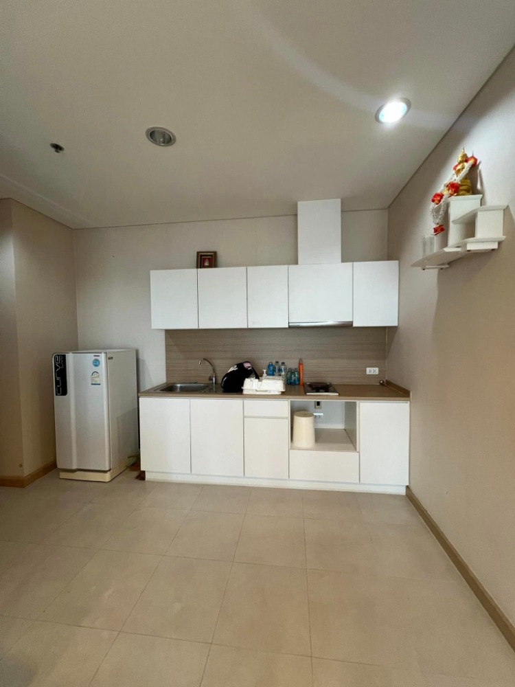 For SaleCondoSapankwai,Jatujak : Intro Phaholyothin - Pradipat / 1 Bedroom (FOR SALE), Intro Phaholyothin - Pradipat / 1 Bedroom (FOR SALE) PINP132