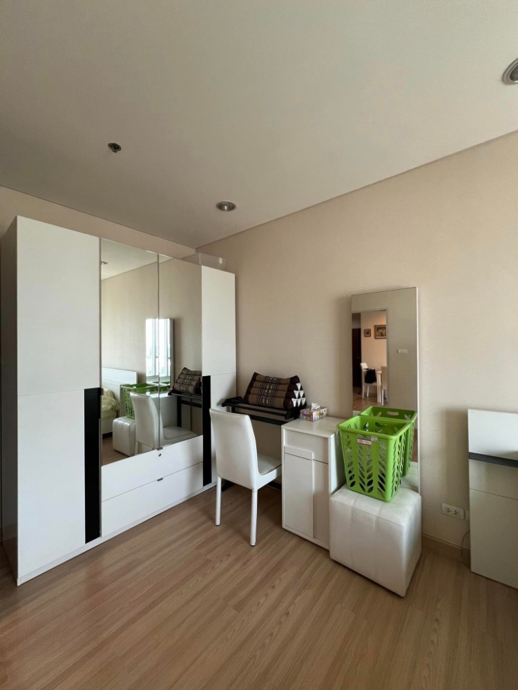 For SaleCondoSapankwai,Jatujak : Intro Phaholyothin - Pradipat / 1 Bedroom (FOR SALE), Intro Phaholyothin - Pradipat / 1 Bedroom (FOR SALE) PINP132