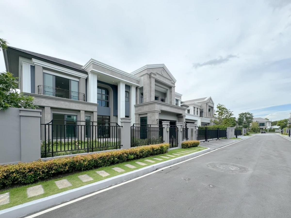 ขายบ้านบางนา แบริ่ง ลาซาล : ขายบ้าน Grand Bangkok Boulevard สุขุมวิท ศรีนครินทร์  780 Sq.m ราคา 79 MB ติดต่อ 086-795-9997 (จิมมี่)