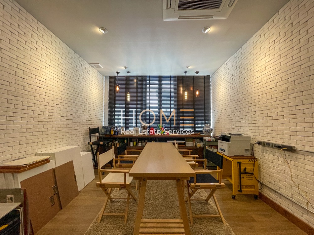 ขายทาวน์โฮมพระราม 9 เพชรบุรีตัดใหม่ RCA : ทาวน์โฮม ไอเรส พระราม 9 / 2 ห้องนอน (ขาย), Aires Rama 9 / Townhome 2 Bedrooms (FOR SALE) BZD175