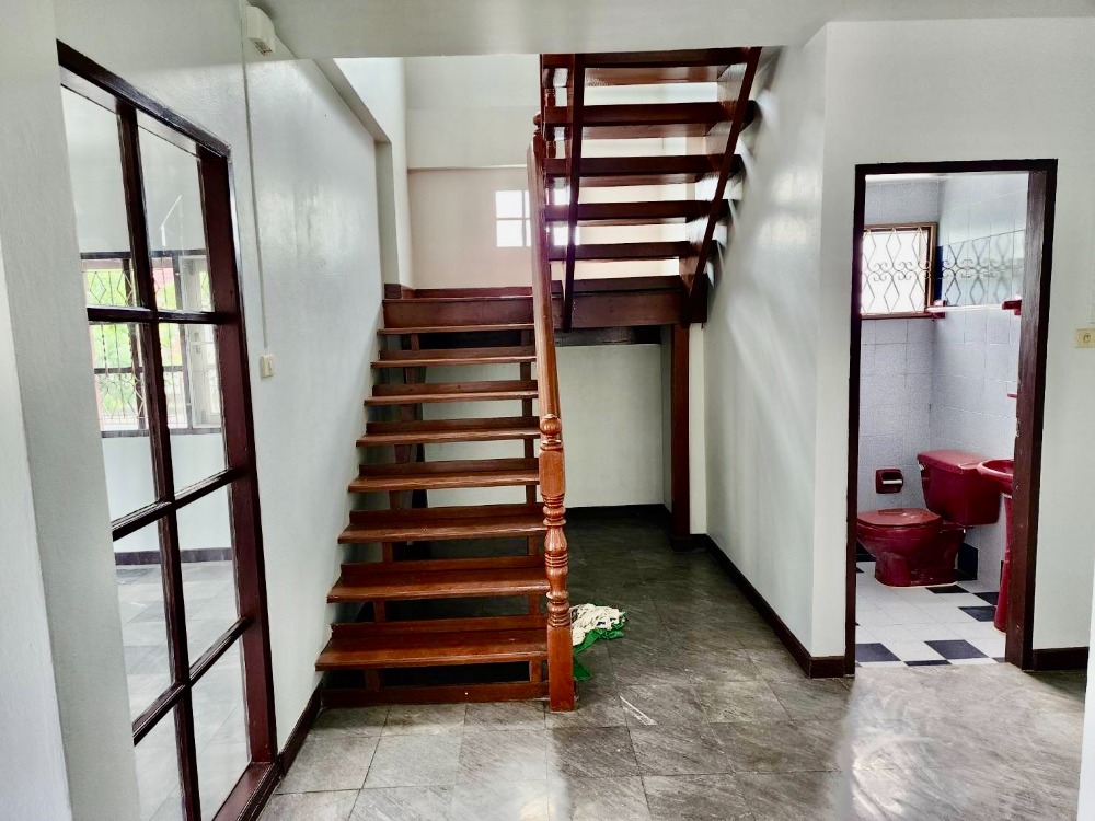 ขายบ้านเอกชัย บางบอน : ขายบ้านเดี่ยว 2 ชั้น 64 ตร.ว. หมู่บ้านกานดา การ์เด้นท์ (หลังมุม) 4 นอน 3 น้ำ ใกล้ รร.สารสาสน์บางบอน