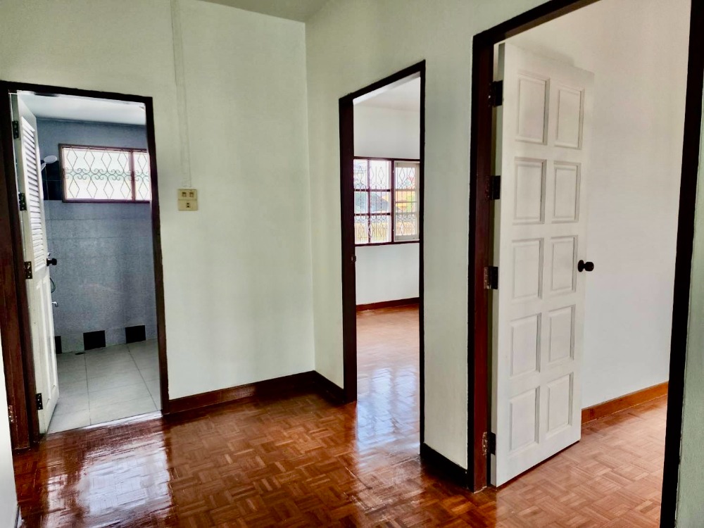 ขายบ้านเอกชัย บางบอน : ขายบ้านเดี่ยว 2 ชั้น 64 ตร.ว. หมู่บ้านกานดา การ์เด้นท์ (หลังมุม) 4 นอน 3 น้ำ ใกล้ รร.สารสาสน์บางบอน