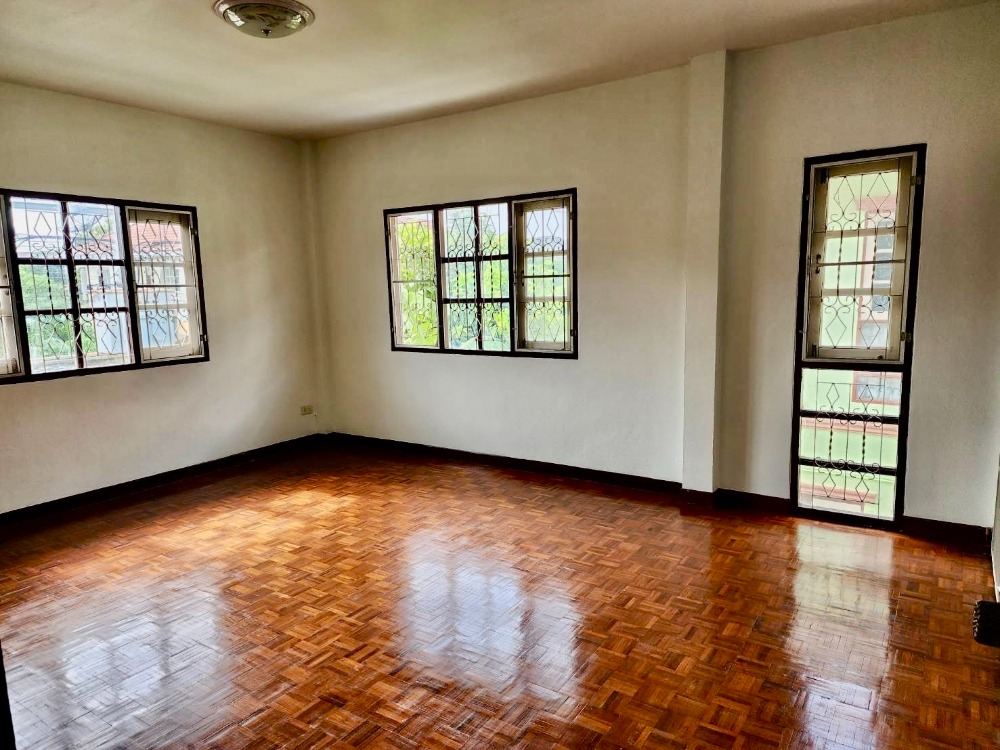 ขายบ้านเอกชัย บางบอน : ขายบ้านเดี่ยว 2 ชั้น 64 ตร.ว. หมู่บ้านกานดา การ์เด้นท์ (หลังมุม) 4 นอน 3 น้ำ ใกล้ รร.สารสาสน์บางบอน