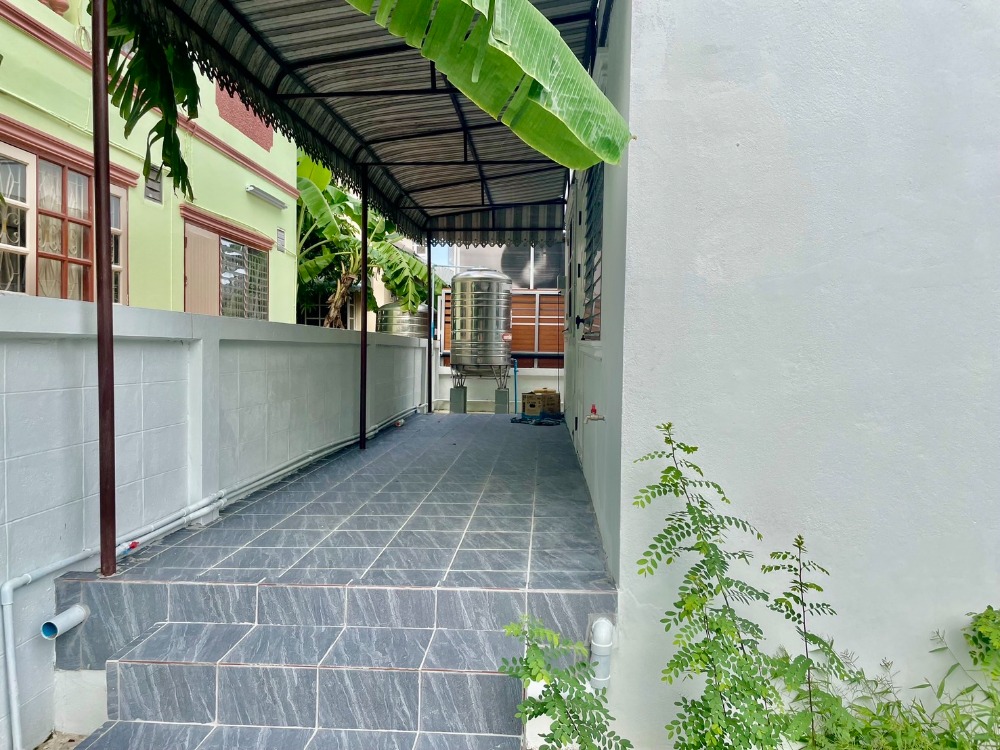 ขายบ้านเอกชัย บางบอน : ขายบ้านเดี่ยว 2 ชั้น 64 ตร.ว. หมู่บ้านกานดา การ์เด้นท์ (หลังมุม) 4 นอน 3 น้ำ ใกล้ รร.สารสาสน์บางบอน