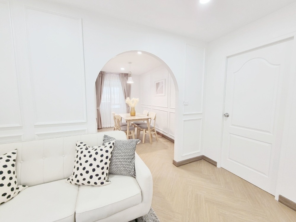 ขายคอนโดบางซื่อ วงศ์สว่าง เตาปูน : คอนโด 2 น้ำ 2 นอน Feel like home พื้นที่ 66 ตร.ม. ราคา 2 ล้านต้น ๆ