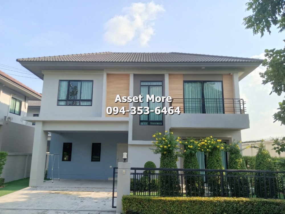 For RentHouseNawamin, Ramindra : For rent, 2-storey detached house, Life Bangkok Boulevard, Ram Intra 65, corner house, garden view, no one in front of the house, next to the central garden, ready to move in, near the Pink Line and Fashion Island shopping mall.
