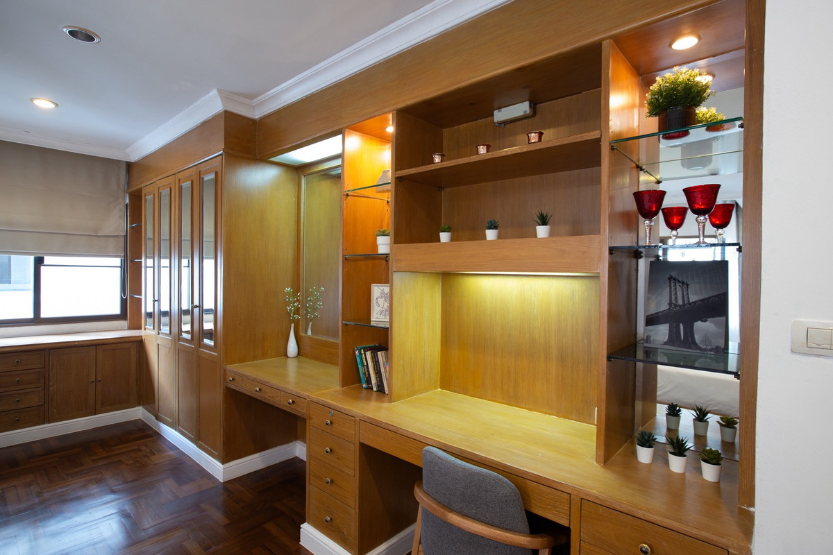 ให้เช่าคอนโดสุขุมวิท อโศก ทองหล่อ : 📢👇Newly renovated big size unit, petfriendly no size limit  , big balcony, Located at Sukhumvit 31, near Em district