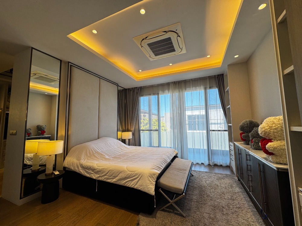 For RentHousePattanakan, Srinakarin : Vana residence for rent