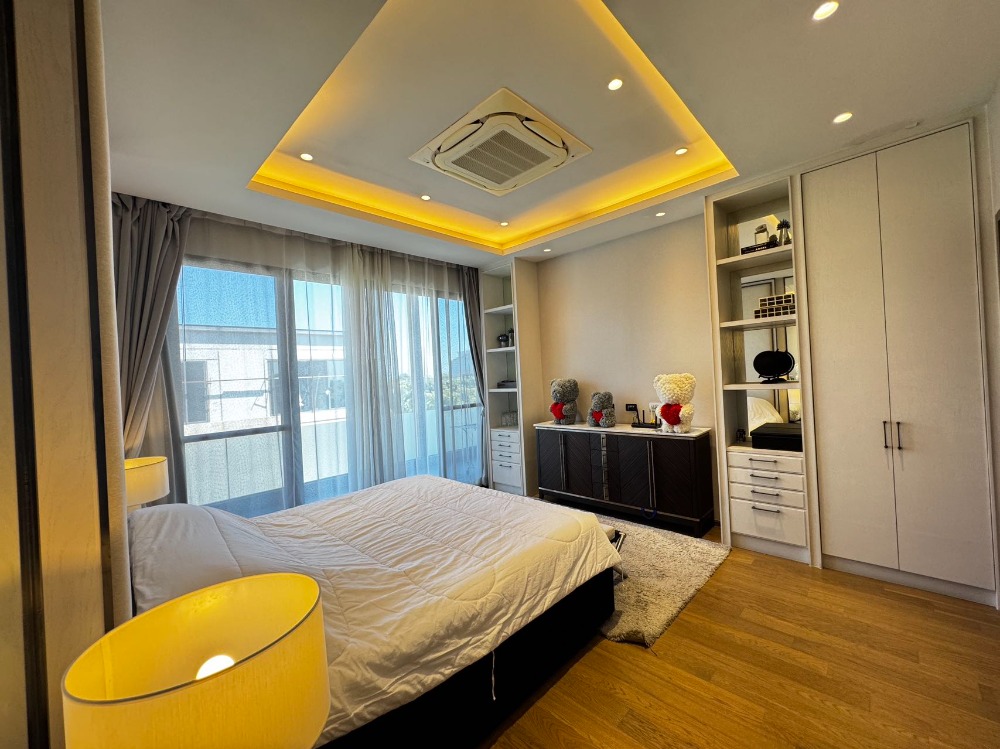 For RentHousePattanakan, Srinakarin : Vana residence for rent