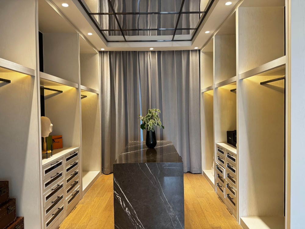 For RentHousePattanakan, Srinakarin : Vana residence for rent