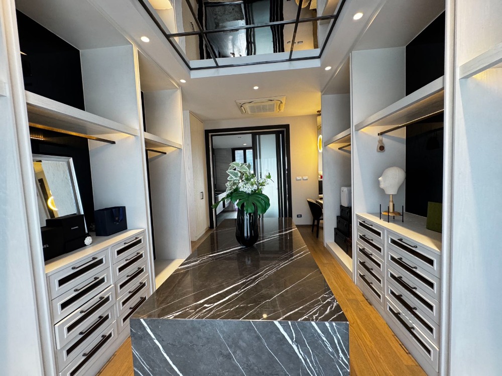 For RentHousePattanakan, Srinakarin : Vana residence for rent