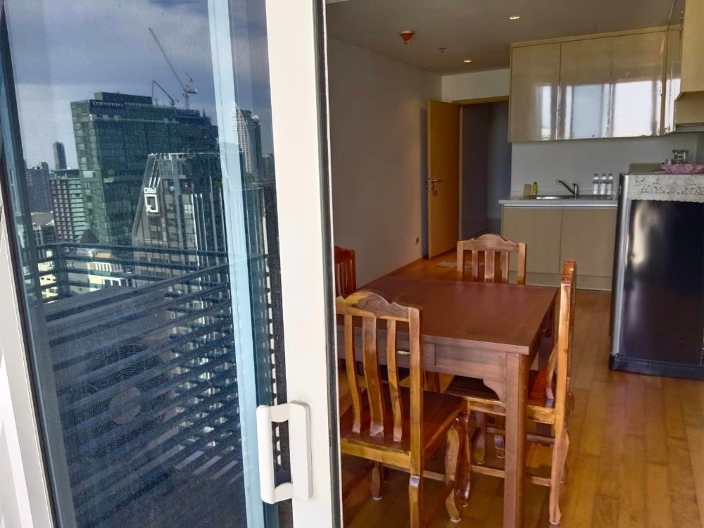 For SaleCondoRatchathewi,Phayathai : Villa Rachatewi【𝐒𝐄𝐋𝐋 & 𝐑𝐄𝐍𝐓】🔥 The perfect combination of design and location, near Siam, convenient transportation via BTS Phaya Thai, ready to move in🔥 Contact Line ID: @hacondo