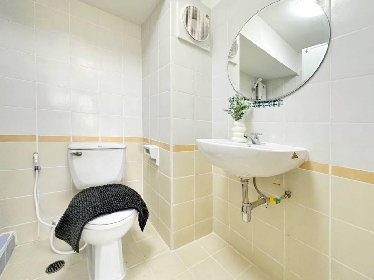 ขายคอนโดเสรีไทย-นิด้า : ห้องมุม 🥰ผ่อนเริ่มต้นแค่ 3,500 บาท/เดือน! ห้อง 2 นอน ระเบียงกว้าง ทำเลดีสุด ใกล้รถไฟฟ้าและเดอะมอลล์ บางกะปิ!🌿อัสสกาญจน์เพลส🌿