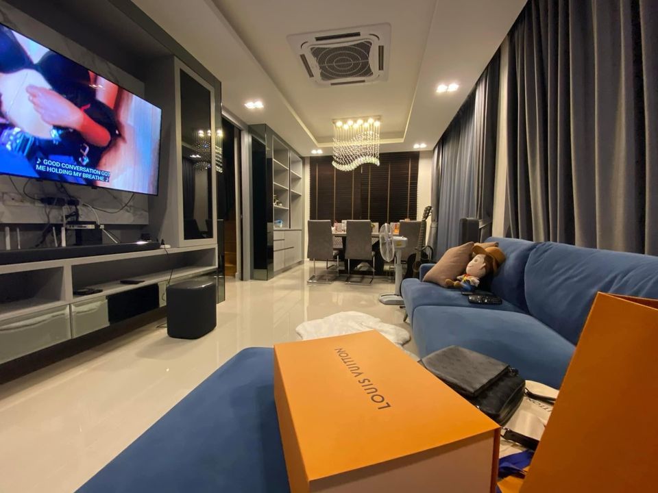 For RentHousePattanakan, Srinakarin : House for rent 𝐕𝐞𝐧𝐮𝐞 𝐑𝐚𝐦𝐚𝟗 #New Krungthep Kreetha Road 𝐅𝐮𝐥𝐥𝐲 𝐅𝐮𝐫𝐧𝐢𝐭𝐮𝐫𝐞 Thap Chang Subdistrict, Saphan Sung District - Mega Bangna, Suvarnabhumi Airport, Central Bangna, The Mall Bangkapi, Seri Rak Hospital, Sinphaet Hospital