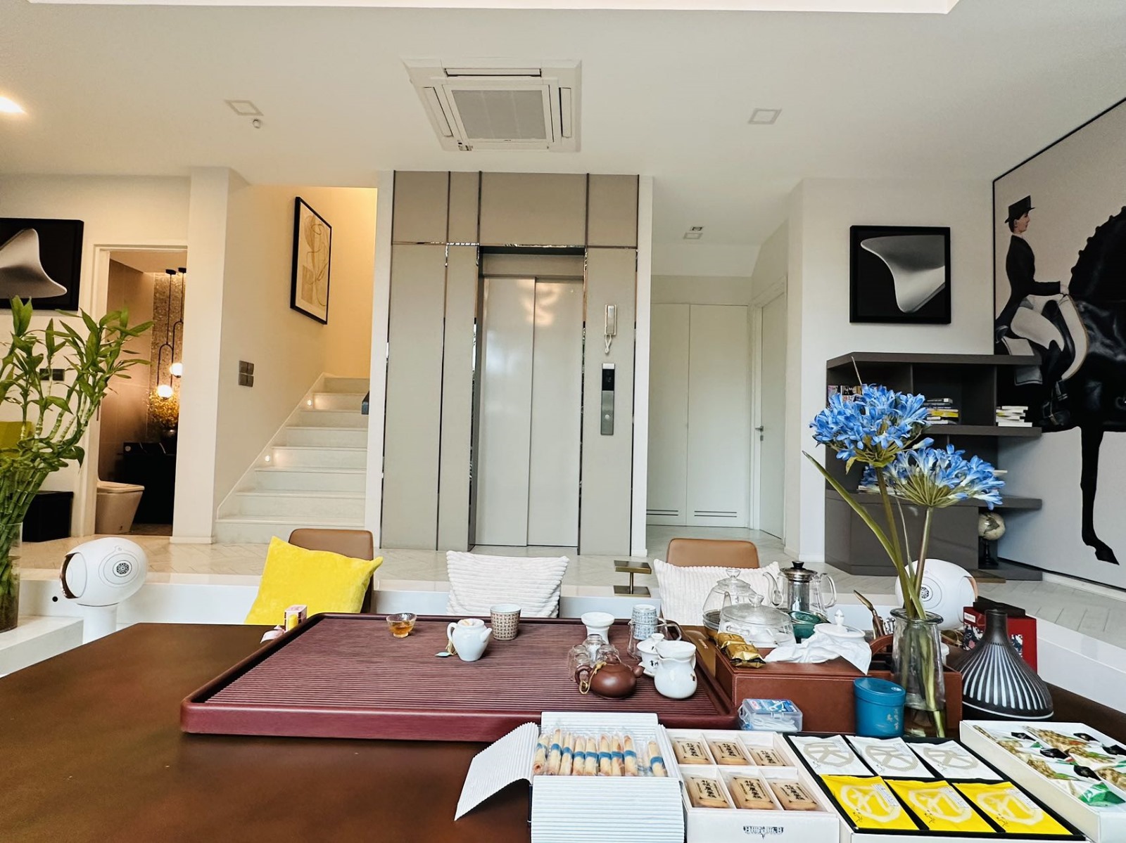 For RentHousePattanakan, Srinakarin : Nantawan rama9 srinakarin