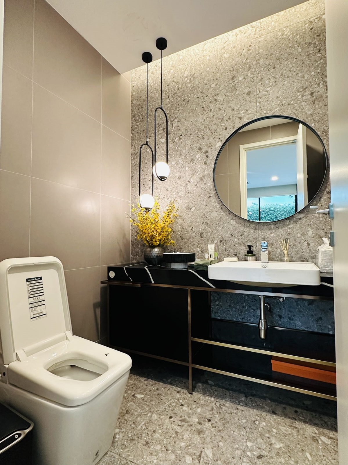 For RentHousePattanakan, Srinakarin : Nantawan rama9 srinakarin