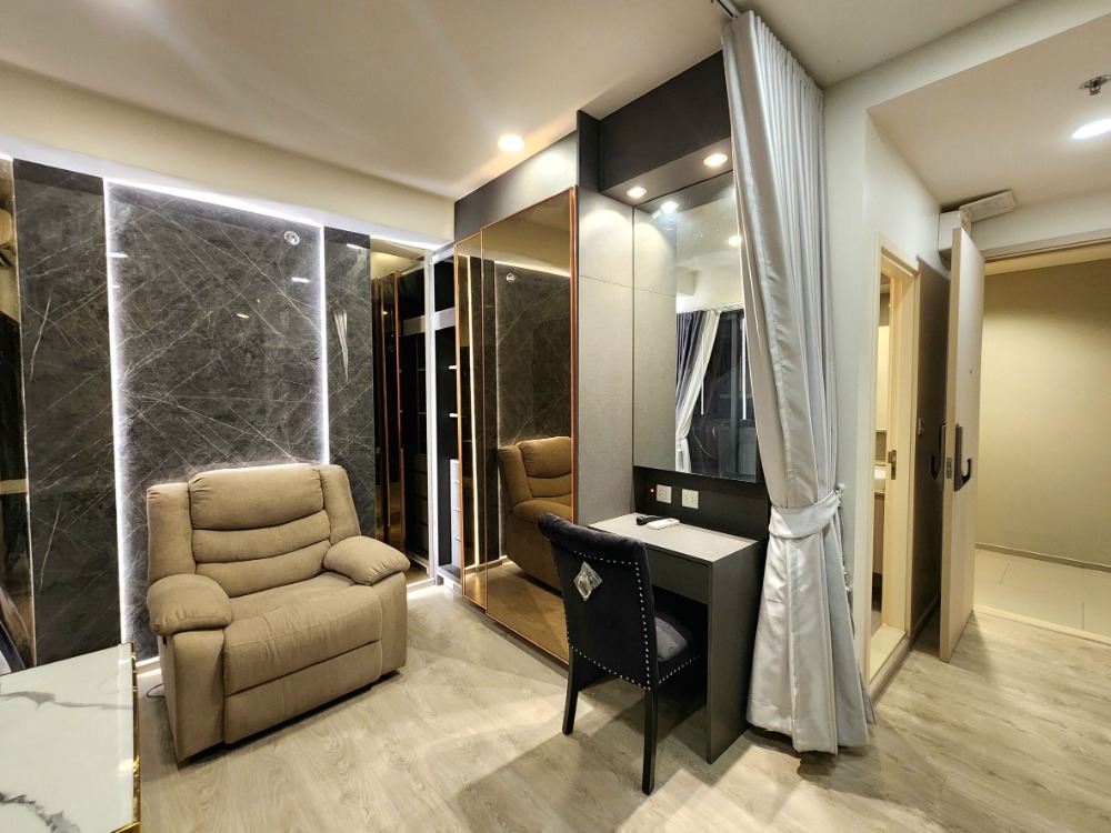 ให้เช่าคอนโดปิ่นเกล้า จรัญสนิทวงศ์ : ติดจองครับผม ** ห้องหายากมาๆ 1 ชั้น มี1 ห้อง ห้องมุม 3 ทิศ!!**ให้เช่าคอนโด ทำเลศิริราช The Tree จรัญ 30 ใกล้ MRTไฟฉายSN494.3030