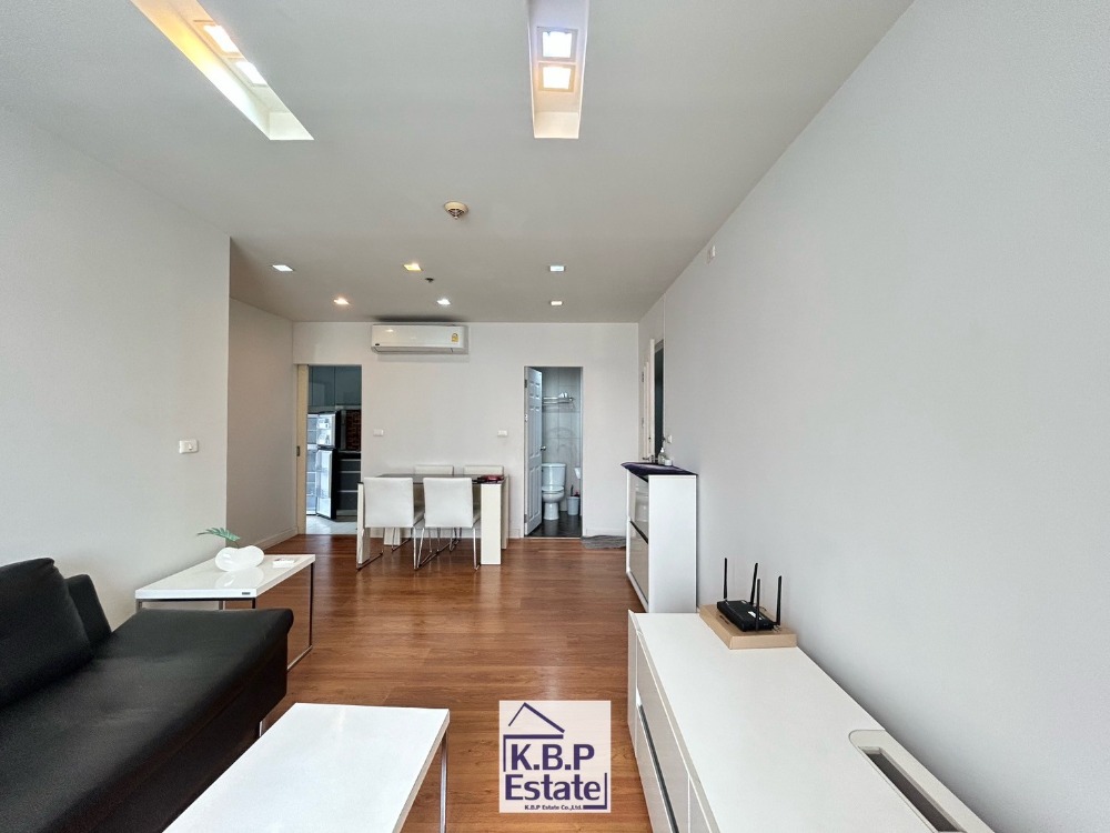 ขายคอนโดสุขุมวิท อโศก ทองหล่อ : ขาย คอนโด One x sukhumvit 26 ห้องมุม 1ห้องนอน 5ล้านบาท พร้อมเฟอร์นิเจอร์