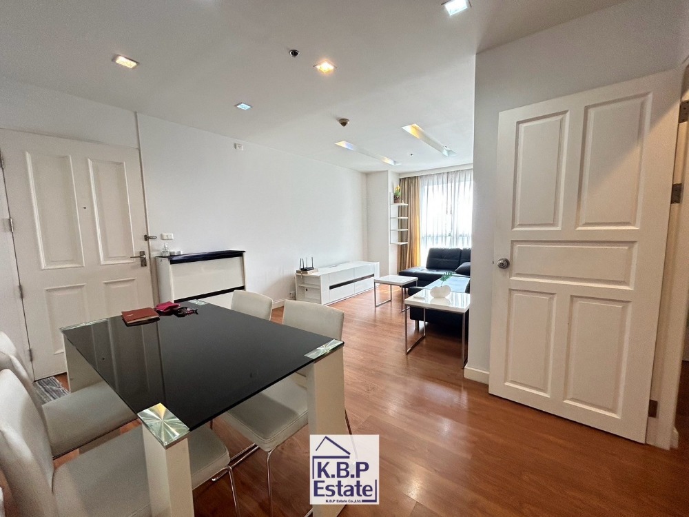 ขายคอนโดสุขุมวิท อโศก ทองหล่อ : ขาย คอนโด One x sukhumvit 26 ห้องมุม 1ห้องนอน 5ล้านบาท พร้อมเฟอร์นิเจอร์