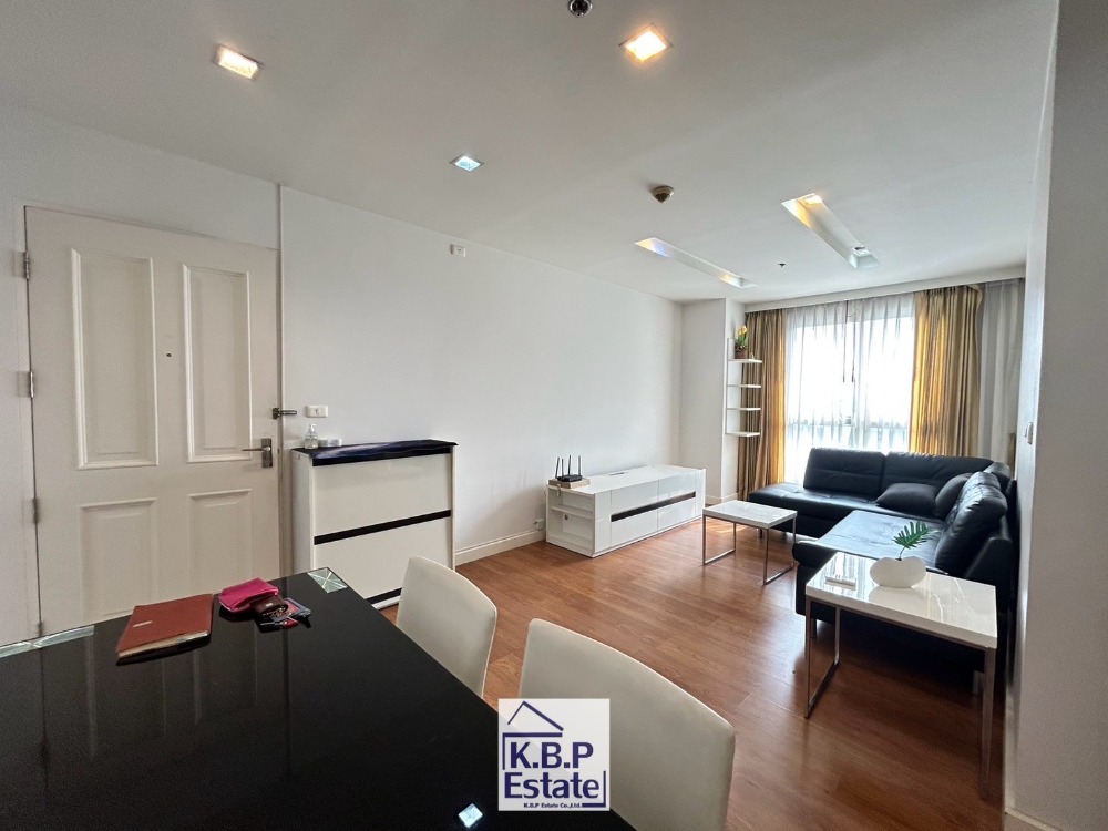 ขายคอนโดสุขุมวิท อโศก ทองหล่อ : ขาย คอนโด One x sukhumvit 26 ห้องมุม 1ห้องนอน 5ล้านบาท พร้อมเฟอร์นิเจอร์