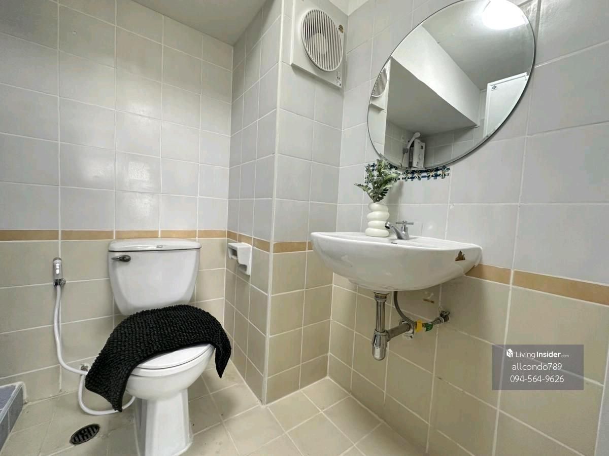 ขายคอนโดเสรีไทย-นิด้า : จะขึ้นรถไฟฟ้า🚅... จะลงเรือ🚤 เดินทางได้หมด 😍🧡สะดวกมากคุณน้า ที่📍อัสสกาญจน์เพลส รามคำแหง107