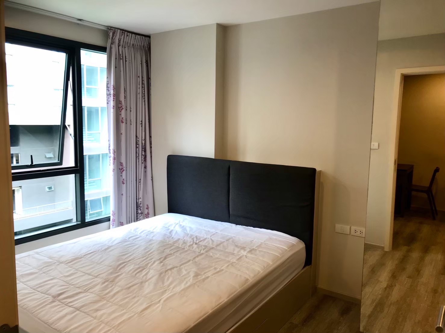 ให้เช่าคอนโดอารีย์ อนุสาวรีย์ : Centric Ari Station, 1 bed, 18000 per month