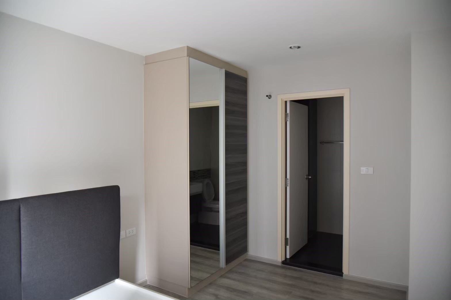 ให้เช่าคอนโดอารีย์ อนุสาวรีย์ : Centric Ari Station, 1 bed, 18000 per month