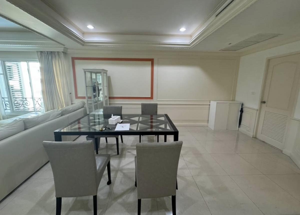 For RentCondoSamut Prakan,Samrong : 22/03/2026, 3 luxurious bedrooms with a view in the heart of Thonglor | La Vie En Rose for rent at only 55,000 THB/month
An elevated lifestyle near Thonglor BTS with complete amenities! 0642748883