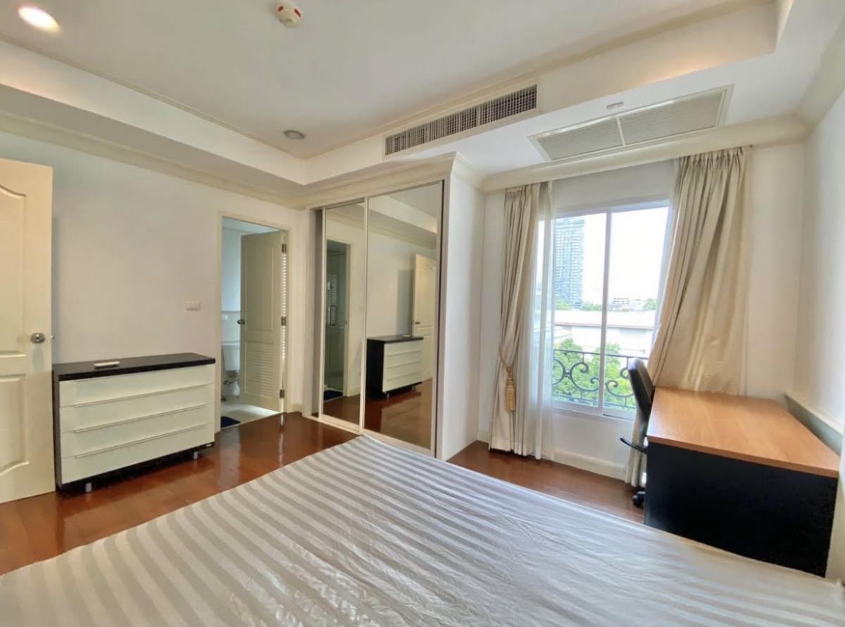 For RentCondoSamut Prakan,Samrong : 22/03/2026, 3 luxurious bedrooms with a view in the heart of Thonglor | La Vie En Rose for rent at only 55,000 THB/month
An elevated lifestyle near Thonglor BTS with complete amenities! 0642748883