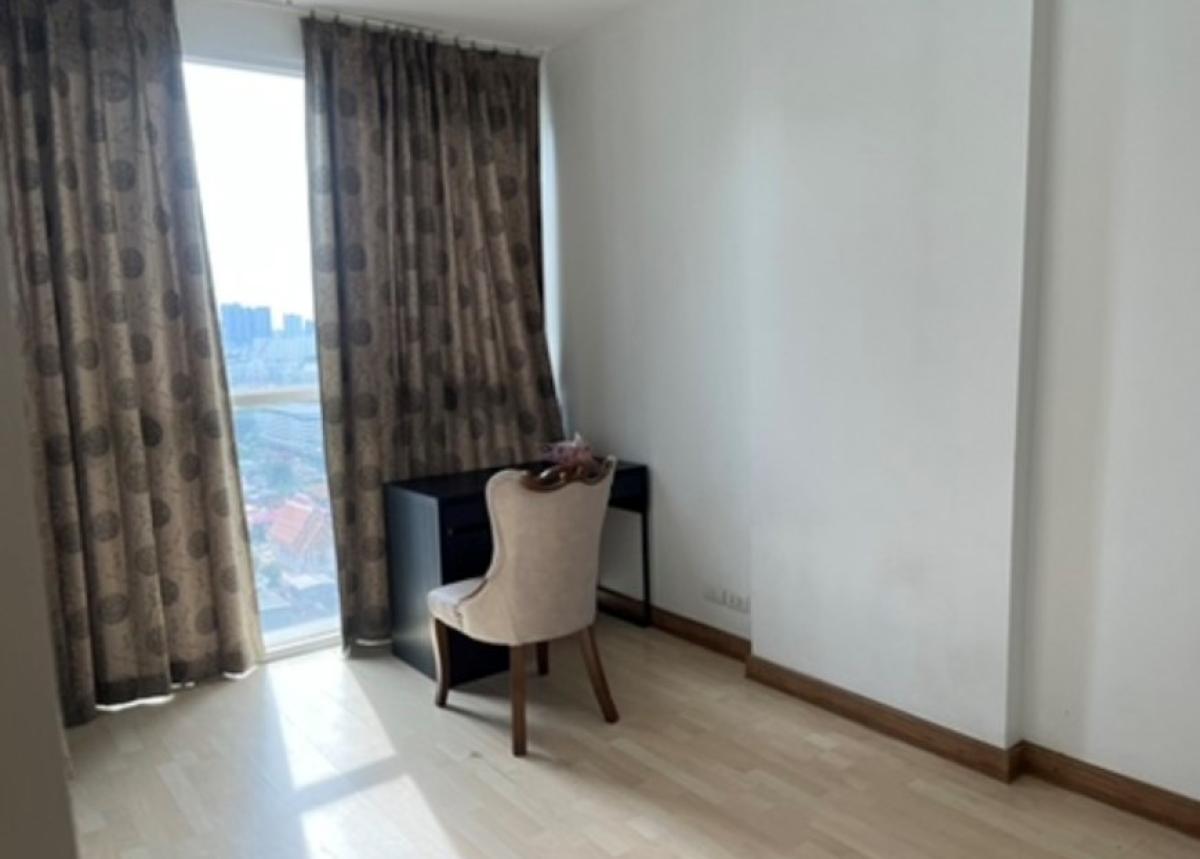 For SaleCondoSapankwai,Jatujak : 03/04/2026, 2 Bed IDEO Mix Phaholyothin | Near BTS Saphan Khwai, only 7.59 million
Good view, swimming pool, club, near Chatuchak market, ready to move in! 0642748883