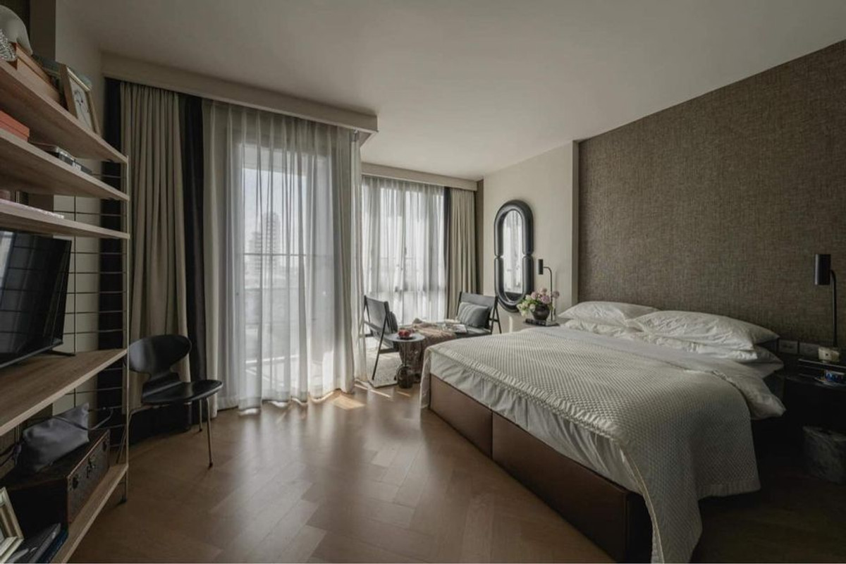 For RentCondoSukhumvit, Asoke, Thonglor : Elegant 1-Bedroom Condo for Rent | The Reserve Sukhumvit 61