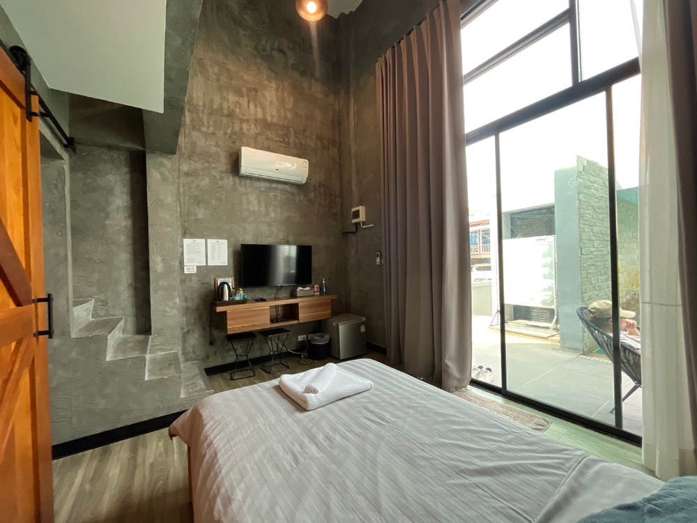 For SaleHotel&Apartment BusinessCha-am Phetchaburi : For sale: Hotel on Chaw Samran Beach with Pool Villa, commercial area, good location, convenient transportation