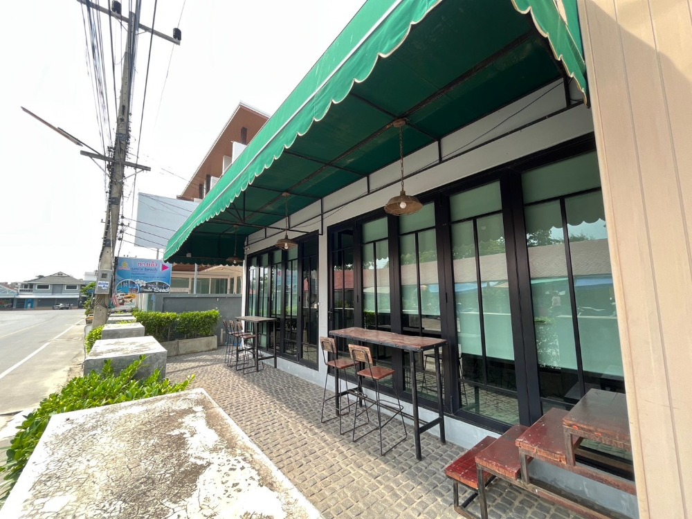 For SaleHotel&Apartment BusinessCha-am Phetchaburi : For sale: Hotel on Chaw Samran Beach with Pool Villa, commercial area, good location, convenient transportation