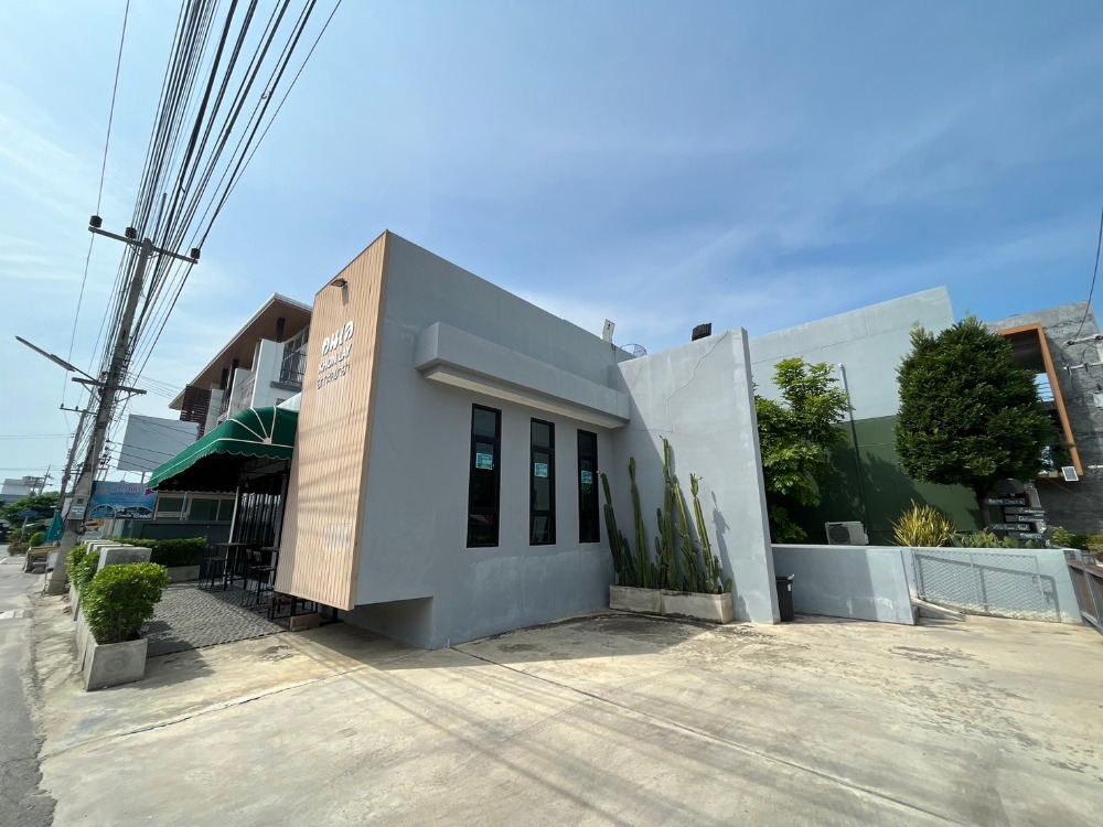 For SaleHotel&Apartment BusinessCha-am Phetchaburi : For sale: Hotel on Chaw Samran Beach with Pool Villa, commercial area, good location, convenient transportation
