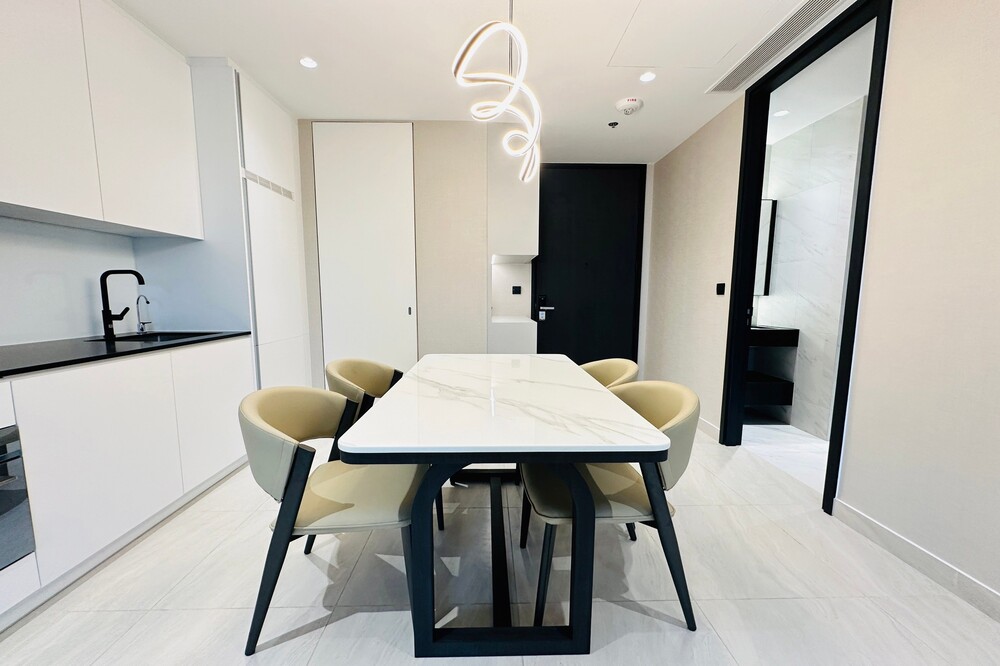 ขายคอนโดสาทร นราธิวาส : 🔥 สำหรับขาย - เช่า !! เลี้ยงสัตว์ได้, ห้องมุม, ชั้นสูง 18++, ห้องทิศใต้!! 🔥 Code C20230600051..........Tait Sathorn 12, 1 ห้องนอน, 1 ห้องน้ำ, แต่งครบ, พร้อมเข้าอยู่, ราคาพิเศษ!!📣📣