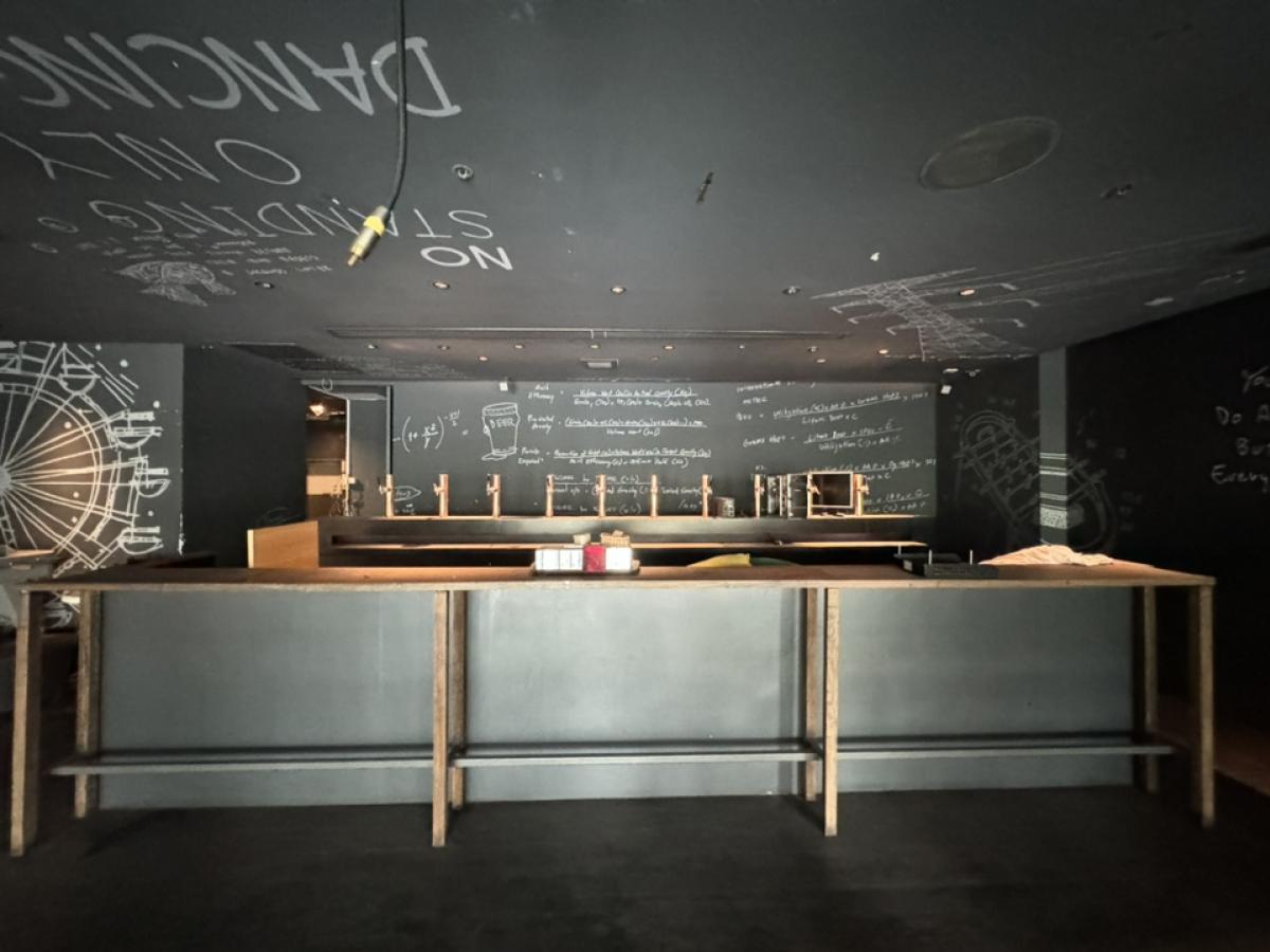 ให้เช่าร้านค้า/ตลาดนัดสาทร นราธิวาส : Rental : Commercial Shop In Sathorn , 280 sqm ปล่อยเช่าพื้นที่ในสาธร ขนาด 280 ตรม. ** Bar / Restaurant / Spa etc ** 🔥🔥Rental price : 306,000  THB / month  🔥🔥📱Tel : 061-997-9915📱Line : 061-997-9915 ดูเพิ่มเติมได้ที่https://www.facebook.com/PS.Living.Offici