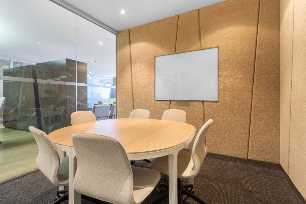 ให้เช่าสำนักงานวิทยุ ชิดลม หลังสวน : Private office space tailored to your business’ unique needs in Regus Gaysorn Plaza