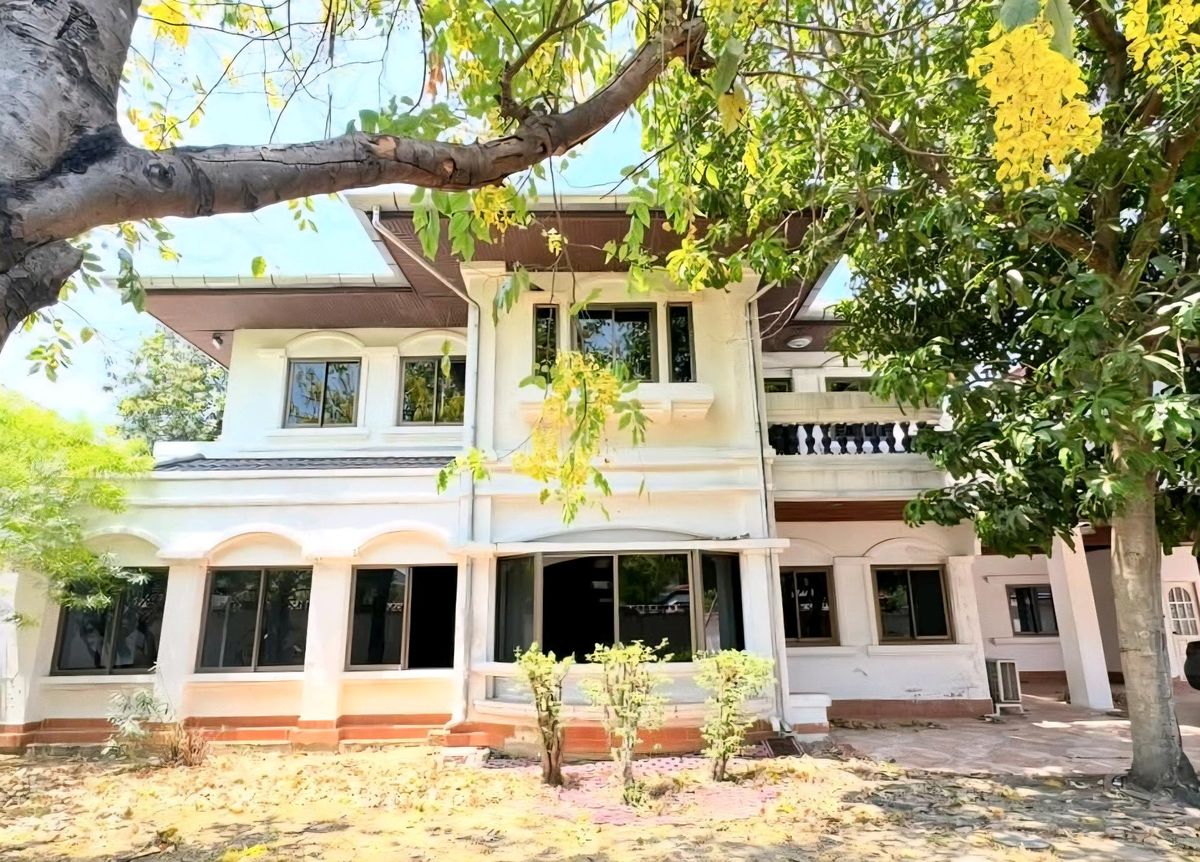 For RentHouseRattanathibet, Sanambinna : House for rent, 150 sq w, Ratchadaphisek Road, near Phra Nang Klao Bridge