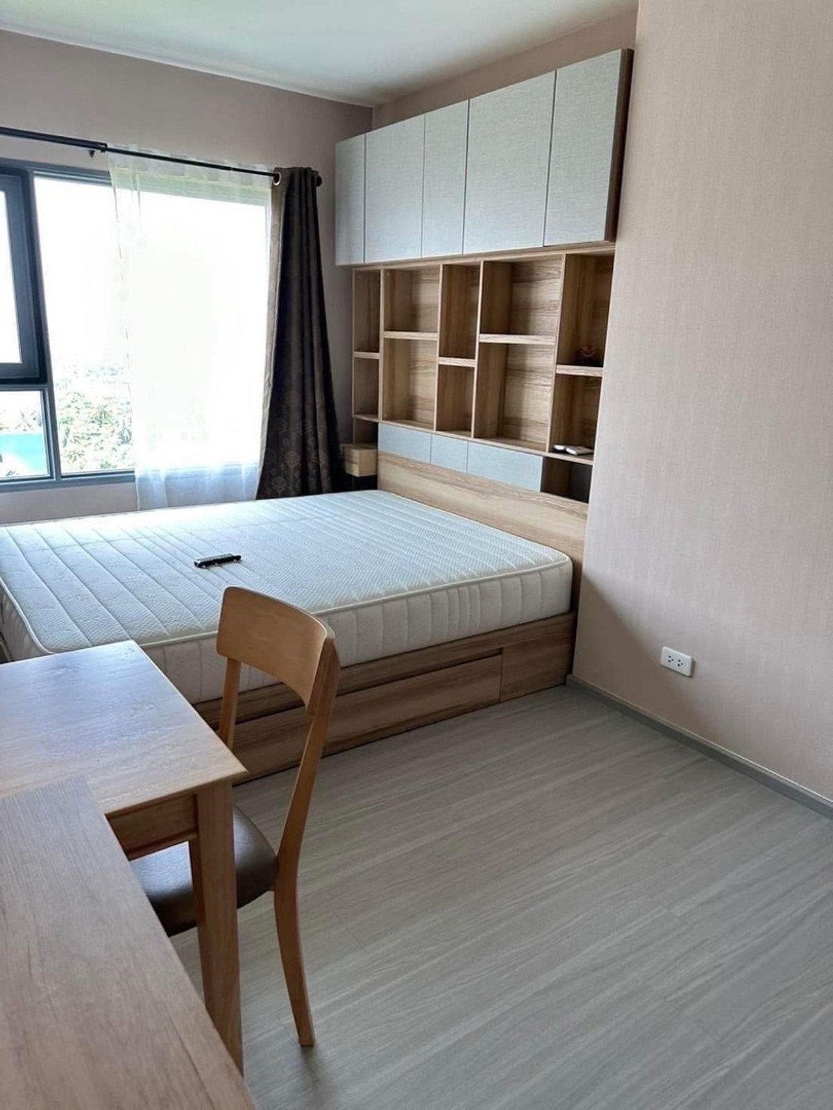 For RentCondoThaphra, Talat Phlu, Wutthakat : Urgent rent. The room is very beautiful.