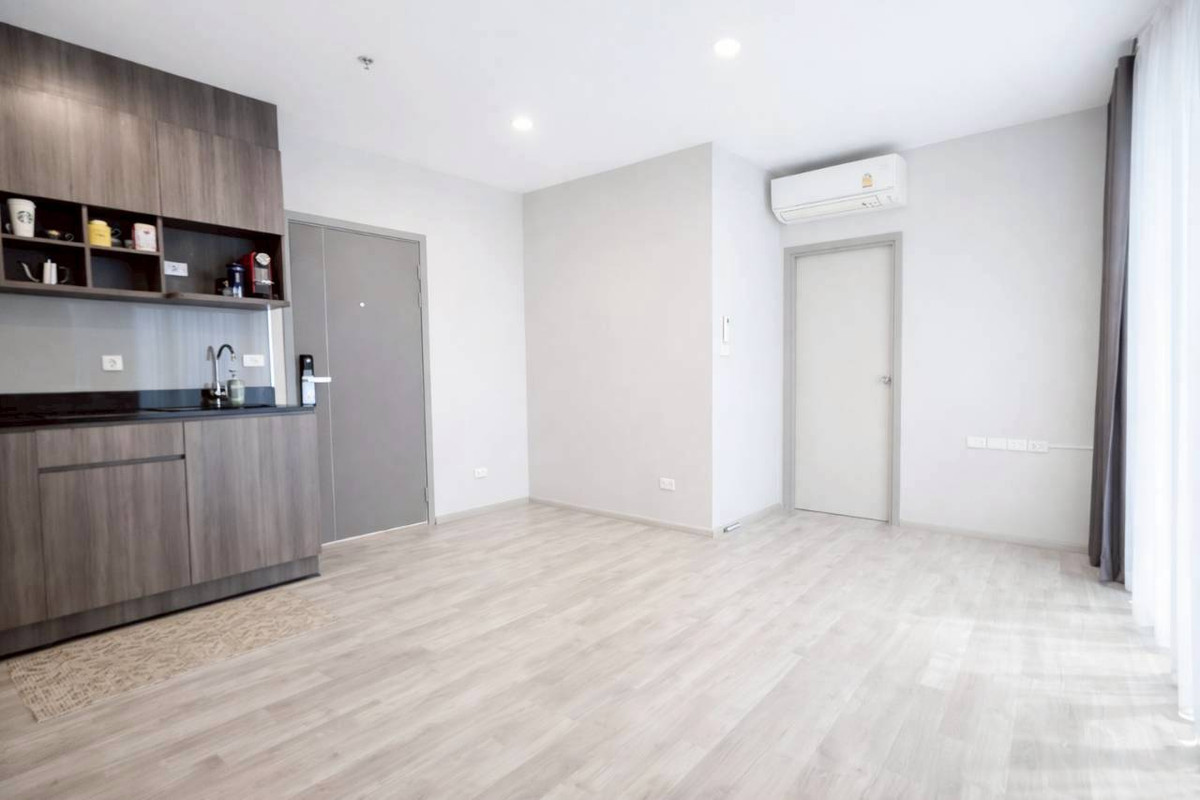 ขายคอนโดบางนา แบริ่ง ลาซาล : 𝐈𝐝𝐞𝐨 𝐌𝐨𝐛𝐢 𝐒𝐮𝐤𝐡𝐮𝐦𝐯𝐢𝐭 𝐄𝐚𝐬𝐭𝐩𝐨𝐢𝐧𝐭💥ขายต่ำกว่าโครงการ พิเศษ* | 6.19  ลบ* ✨ กู้เต็ม 100%* 2 ห้องนอน 2 ห้องน้ำ 58 ตารางเมตร